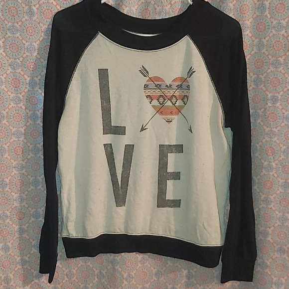 Tops - 🍍Long sleeve.